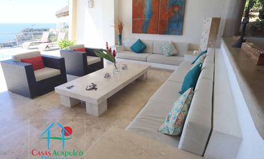 Casa en renta vacacional con alberca privada y vista al mar. 10 personas
