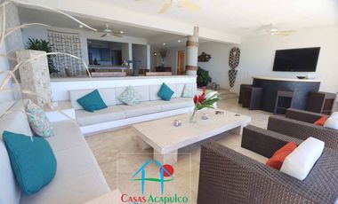 Casa en renta vacacional con alberca privada y vista al mar. 10 personas
