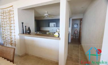 Casa en renta vacacional con alberca privada y vista al mar. 10 personas