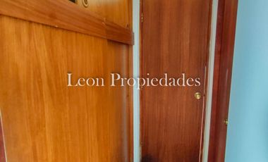 León Propiedades vende gran casa en Sector Los Naranjos, Curacaví.