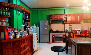 Resale 4 Bedrooms Beach House in Compostela