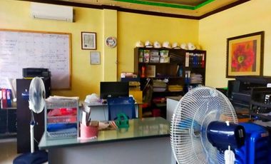 Resale 4 Bedrooms Beach House in Compostela