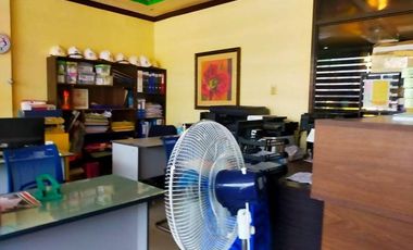 Resale 4 Bedrooms Beach House in Compostela