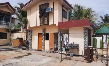 Resale 4 Bedrooms Beach House in Compostela