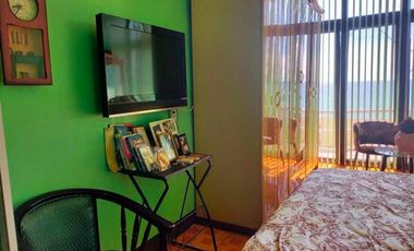 Resale 4 Bedrooms Beach House in Compostela