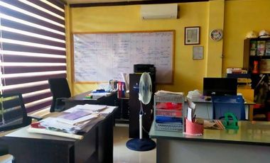 Resale 4 Bedrooms Beach House in Compostela