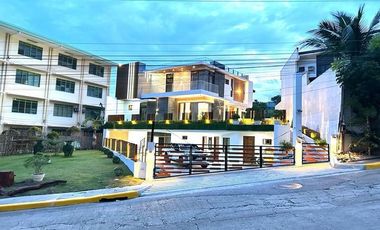 ELEGANT 5 Bedroom House with Own Pool and Spacious Garage for Sale in Talisay City, Cebu
