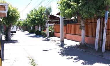 Linda Casa Solida, Villa Daniel de La Vega, Maipú