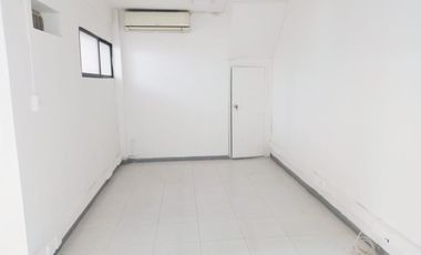 PR18571 Casa comercial en arriendo en el sector Laureles