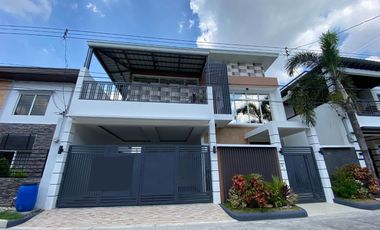 ELEGANT TWO STOREY HOUSE WITH PRIVATE POOL FOR SALE!