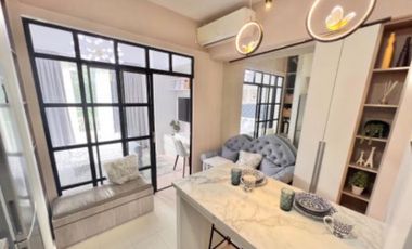 FOR RENT STUDIO UNIT AT 32 SANSON BY ROCKWELL