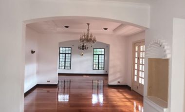 Ayala Alabang Nice House for Rent in Alabang Muntinlupa