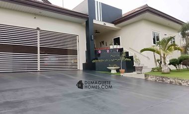 NEW LISTING!! BEAUTIFUL OCEAN VIEW BIG HOUSE WITH SWIMMING POOL FOR SALE