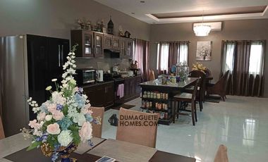 NEW LISTING!! BEAUTIFUL OCEAN VIEW BIG HOUSE WITH SWIMMING POOL FOR SALE
