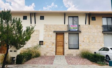 Casa en renta en Hacienda Valbuena