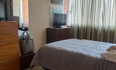 Casa en venta en 4 niveles con excelente vista.