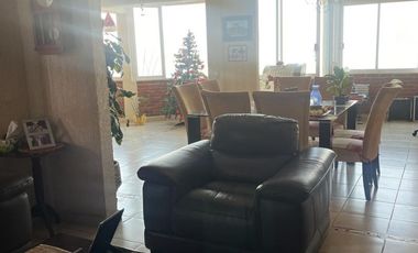 Casa en venta en 4 niveles con excelente vista.