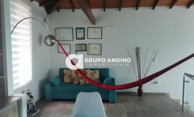 Se Vende Casa en el Conjunto Lomas del Campestre - Piedecuesta