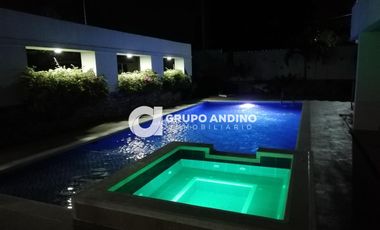 Se Vende Casa en el Conjunto Lomas del Campestre - Piedecuesta