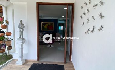 Se Vende Casa en el Conjunto Lomas del Campestre - Piedecuesta