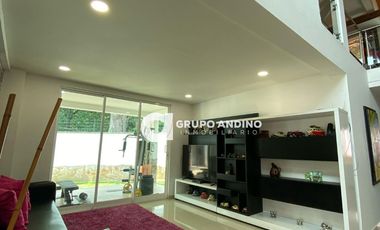 Se Vende Casa en el Conjunto Lomas del Campestre - Piedecuesta