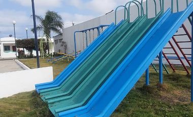 En alquiler casa en Ciudad Punta Carnero para feriados Noviembre, navidad y fin de año