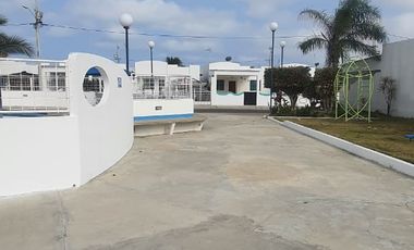 En alquiler casa en Ciudad Punta Carnero para feriados Noviembre, navidad y fin de año