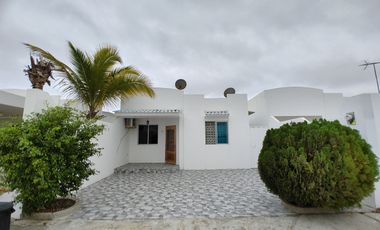 En alquiler casa en Ciudad Punta Carnero para feriados Noviembre, navidad y fin de año
