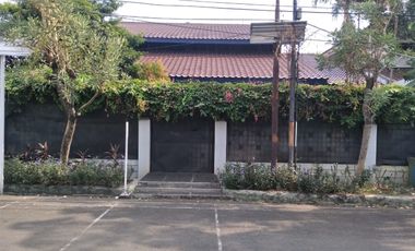 DIJUAL RUMAH ASRI DAN NYAMAN DI CIPETE UTARA KEBAYORAN BARU JAKARTA SELATAN (Tenang, Aman, Bebas Banjir)