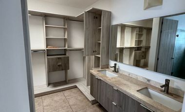 Renta de casa en condominio en Juriquilla