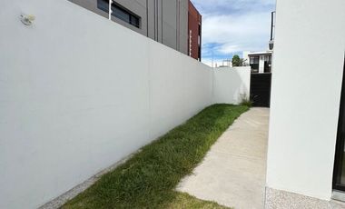 Renta de casa en condominio en Juriquilla