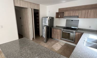 Renta de casa en condominio en Juriquilla