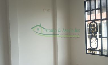 EN RICAURTE-CUNDINAMARCA Vendemos casa de tres pisos