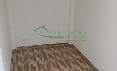 EN RICAURTE-CUNDINAMARCA Vendemos casa de tres pisos