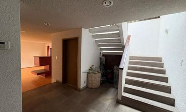 CASA EN RENTA EN LA HERRADURA.