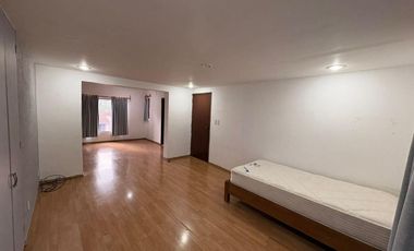 CASA EN RENTA EN LA HERRADURA.