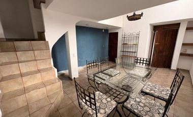 CASA EN RENTA EN LA HERRADURA.