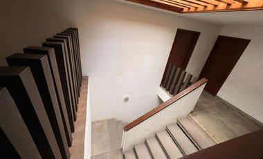 CASA EN RENTA EN LA HERRADURA.