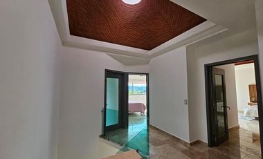 Casa en Venta en Condominio con alberca propia en Xochitepec Morelos