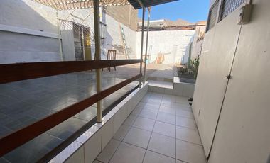 Venta amplia casa 10 dormitorios regularizada a pasos del centro, Antofagasta