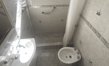 DEPARTAMENTO 2 AMBIENTES, A 2 CUADRAS DE LA PLAYA EN SANTA TERESITA PARTIDO DE LA COSTA