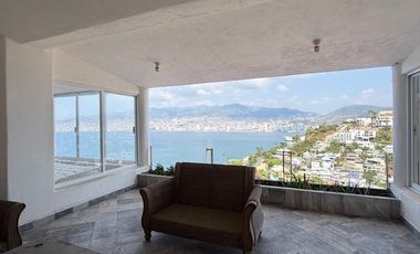 REMATE CASA EN LAS BRISAS VENTA