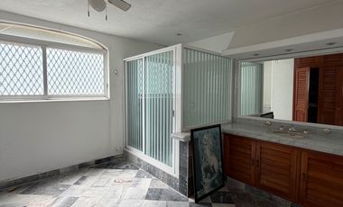 REMATE CASA EN LAS BRISAS VENTA