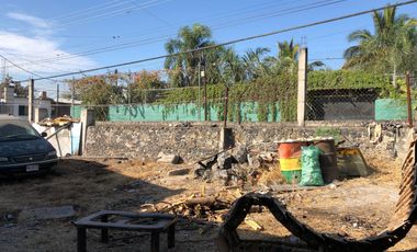 Terreno con construccion tipo casita, constancia de posesion, Zapata Morelos