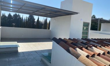 RENTA DE CASA NUEVA EN TOLUCA - CACALOMACAN