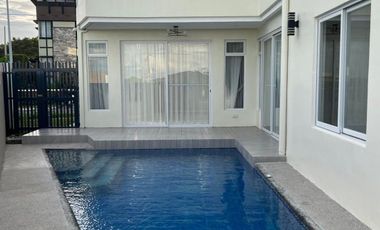 FOR SALE - Three Storey House with Roof deck in Venare, Nuvali, Canlubang, Calamba, Laguna