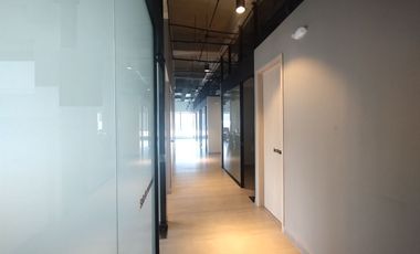 Oficina en arriendo en Alto Prado.