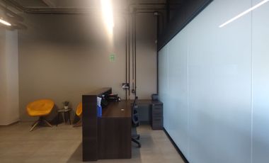 Oficina en arriendo en Alto Prado.