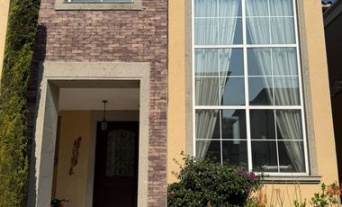 CASA AMUEBLADA EN METEPEC
