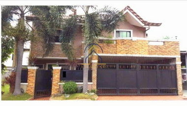 2 STOREY HOUSE AND LOT IN GREENVIEW EXECUTIVE VILLAGE QUEZON CITY